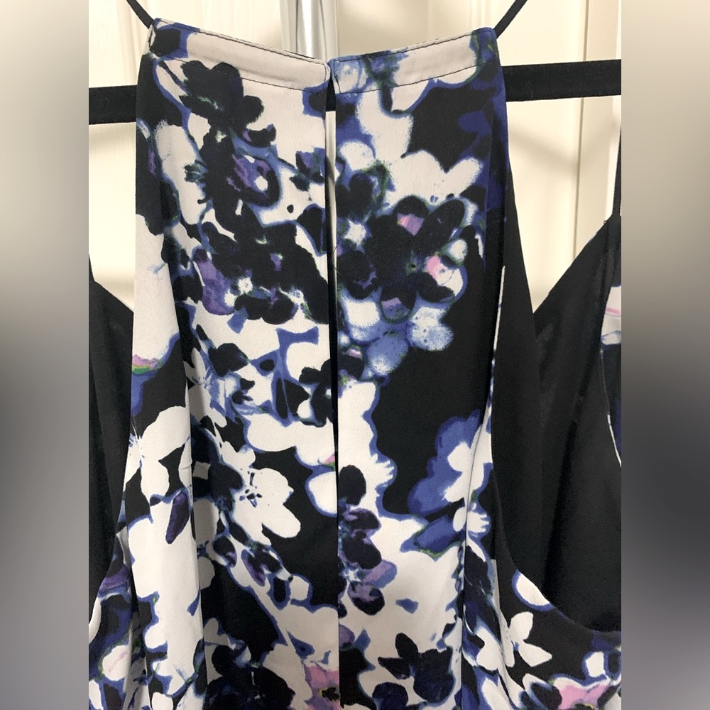 EXPRESS floral Racerback cami - Picture 3 of 4